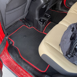 Ворсовые коврики на Jeep Wrangler (JL) 2017&nbsp;-&nbsp;2026 в Череповеце