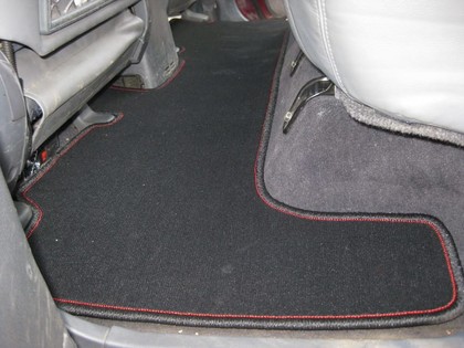 Ворсовые коврики на Toyota Land Cruiser 80 1990&nbsp;-&nbsp;1997 в Череповеце