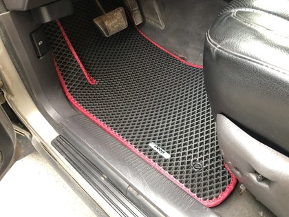 Ворсовые коврики на Jeep Grand Cherokee (WJ) 1999&nbsp;-&nbsp;2004 в Череповеце